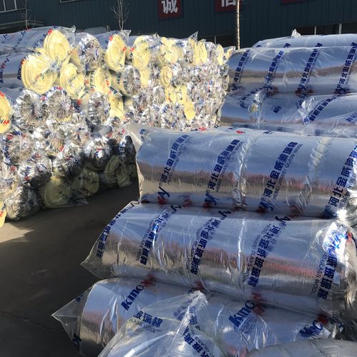 工厂供应金威玻璃棉卷毡防火阻燃吸音贴箔棉彩钢构温室大棚保温棉
